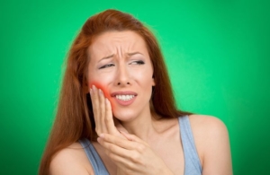 Альвеолит после удаления зуба: симптомы и лечение